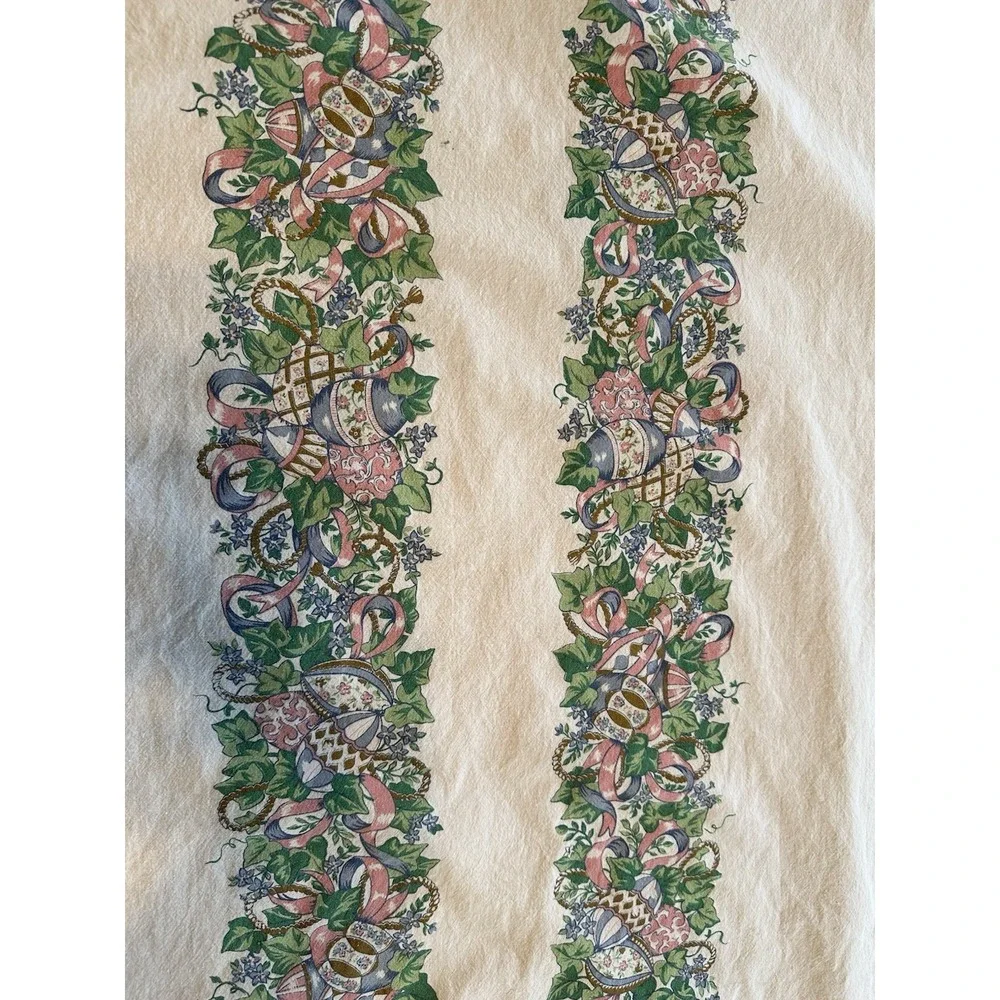 Easter Egg Tablecloth Pastel Vtg 91